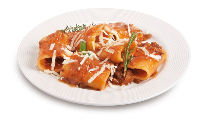 Paccheri di Gragnano con ragù di salsiccia e ricotta stagionata